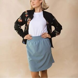 ALBION Fit Club Skirt in Dusk Blue size Small